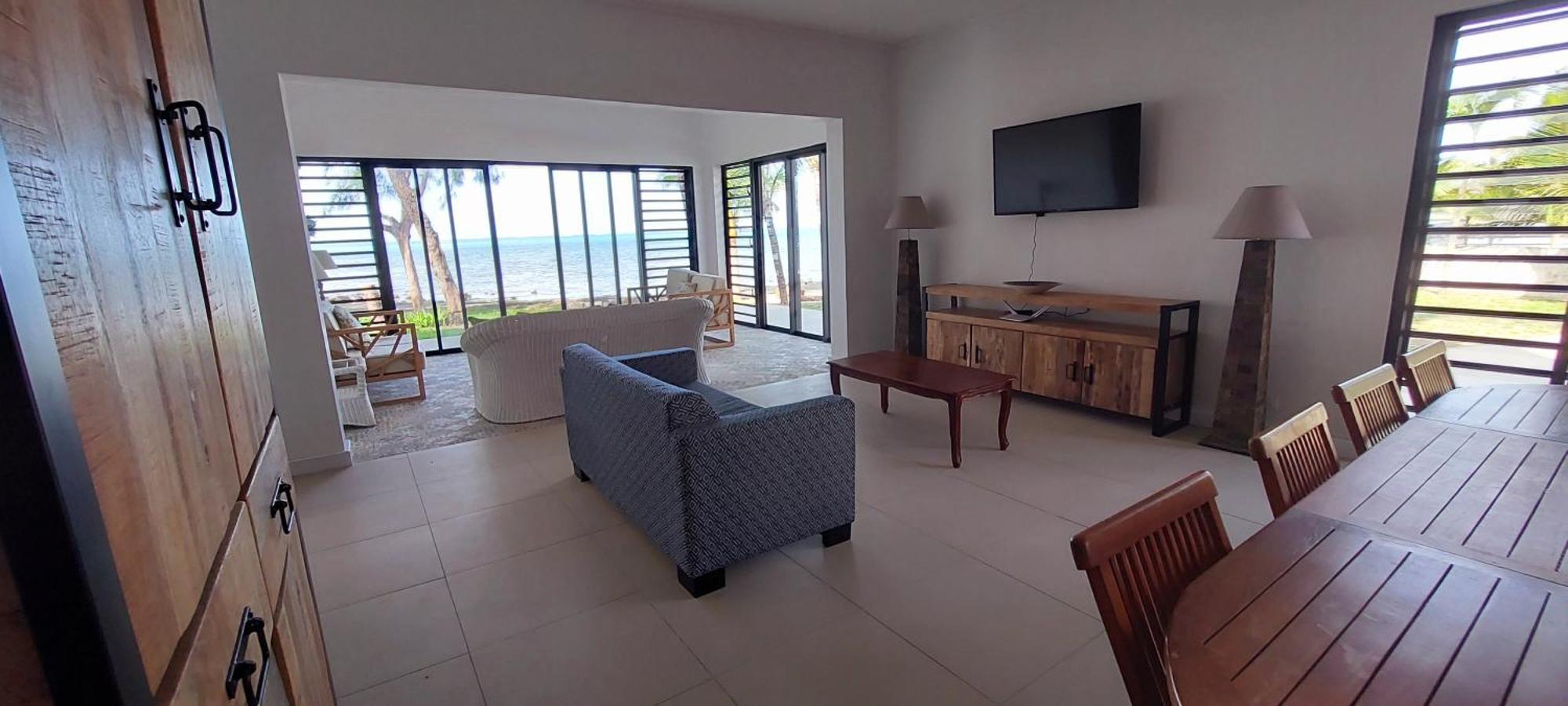 Canari Waterfront Villas Roches Noires Exterior foto